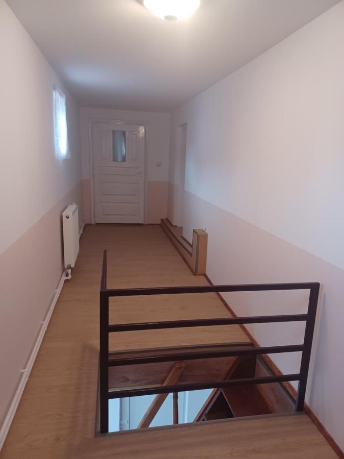 Casa Bucovina Dorna Candrenilor Ascutitele ภายนอก รูปภาพ