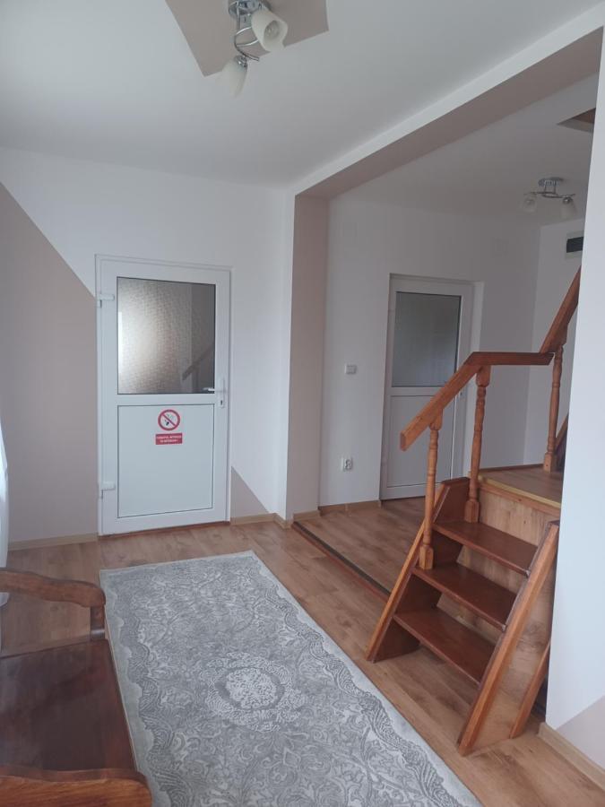 Casa Bucovina Dorna Candrenilor Ascutitele ภายนอก รูปภาพ